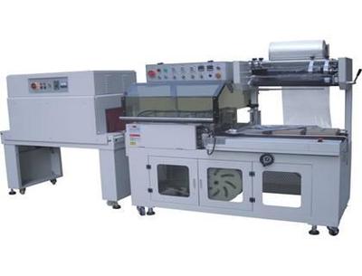 白酒灌裝機(jī)選購(gòu)指南 推薦同興包裝，聚焦質(zhì)量、價(jià)格與配套設(shè)備